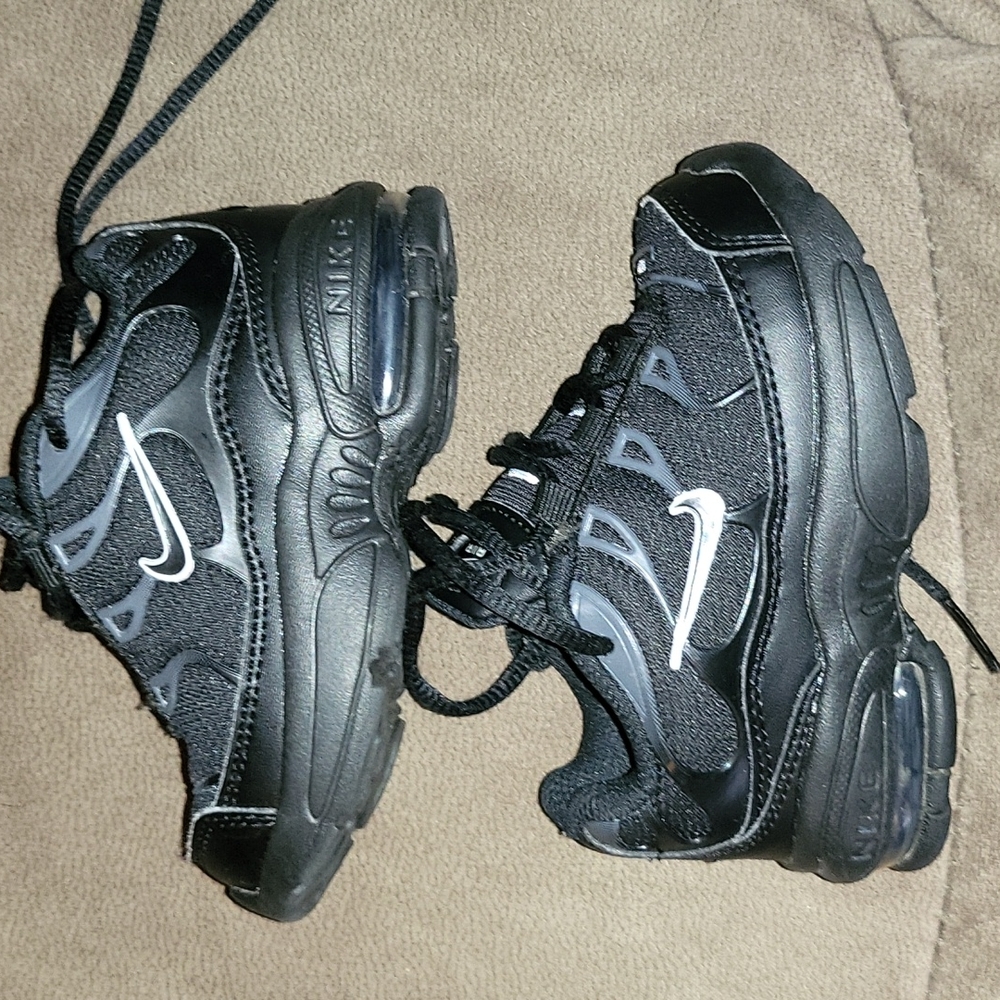NIKE AIRMAX PLUS